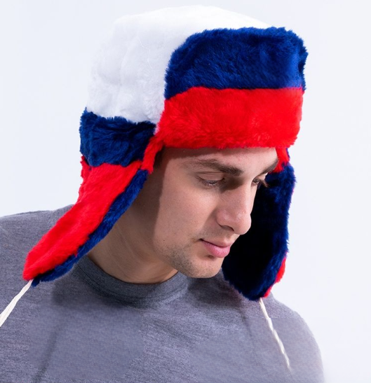 Шапка-ушанка сувенирная триколор "Россия" / Унисекс / Экомех / Демисезонный головной убор